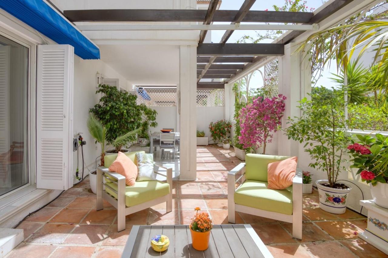 Playas Del Duque, Puerto Banus, Golf .Playa Y Compras Apartment Marbella Exterior foto